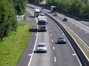 Liberalų siūlymui atsižvelgti į automobilių savininkų teises pritaria Seimas